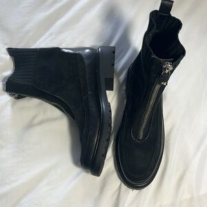 Leone Lug sole Chelsea NEW Sam Edelman boot black suede zipper front logo sz9